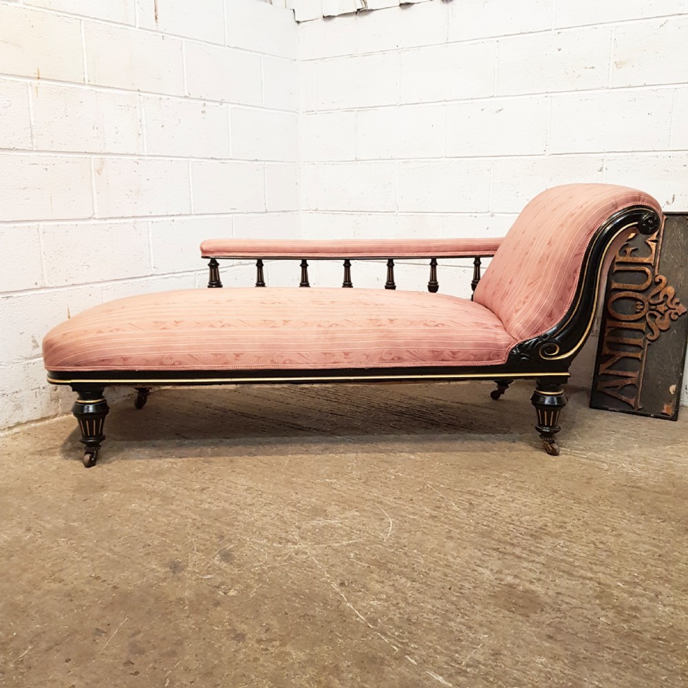 ANTIQUE LATE VICTORIAN EBONISED & GILT FRAMED CHAISE LONGUE C1890