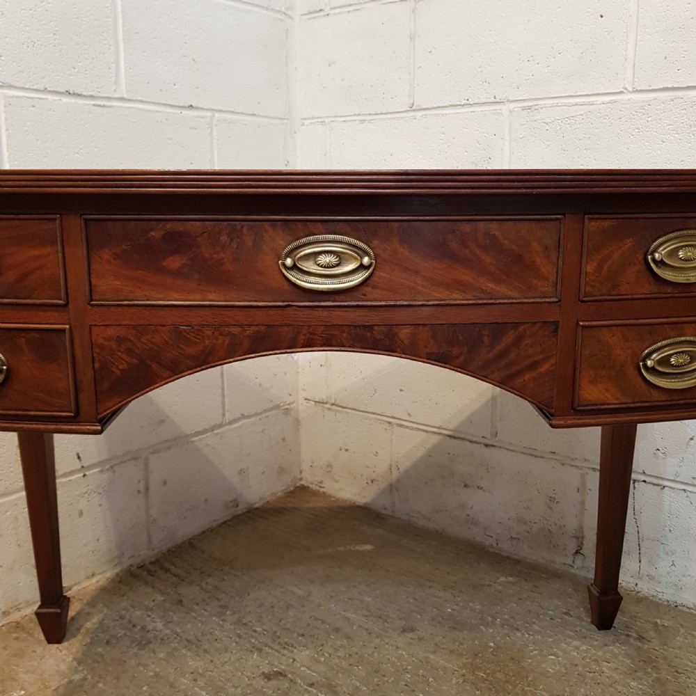 ANTIQUE EDWARDIAN REGENCY MAHOGANY BOW FRONT WRITING TABLE DESK.  C1900 View II