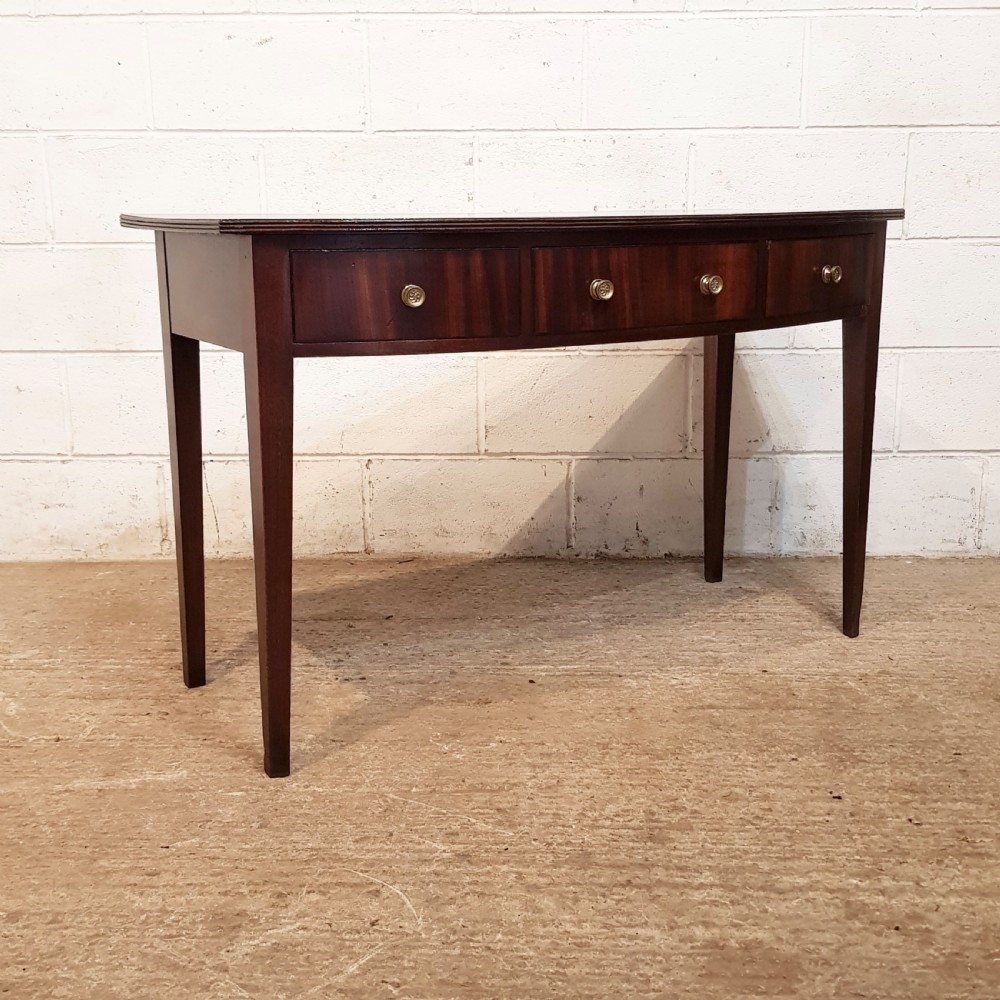 ANTIQUE 18TH CENTURY MAHOGANY BOW FRONT CONSOLE SIDE TABLE C1780 View V