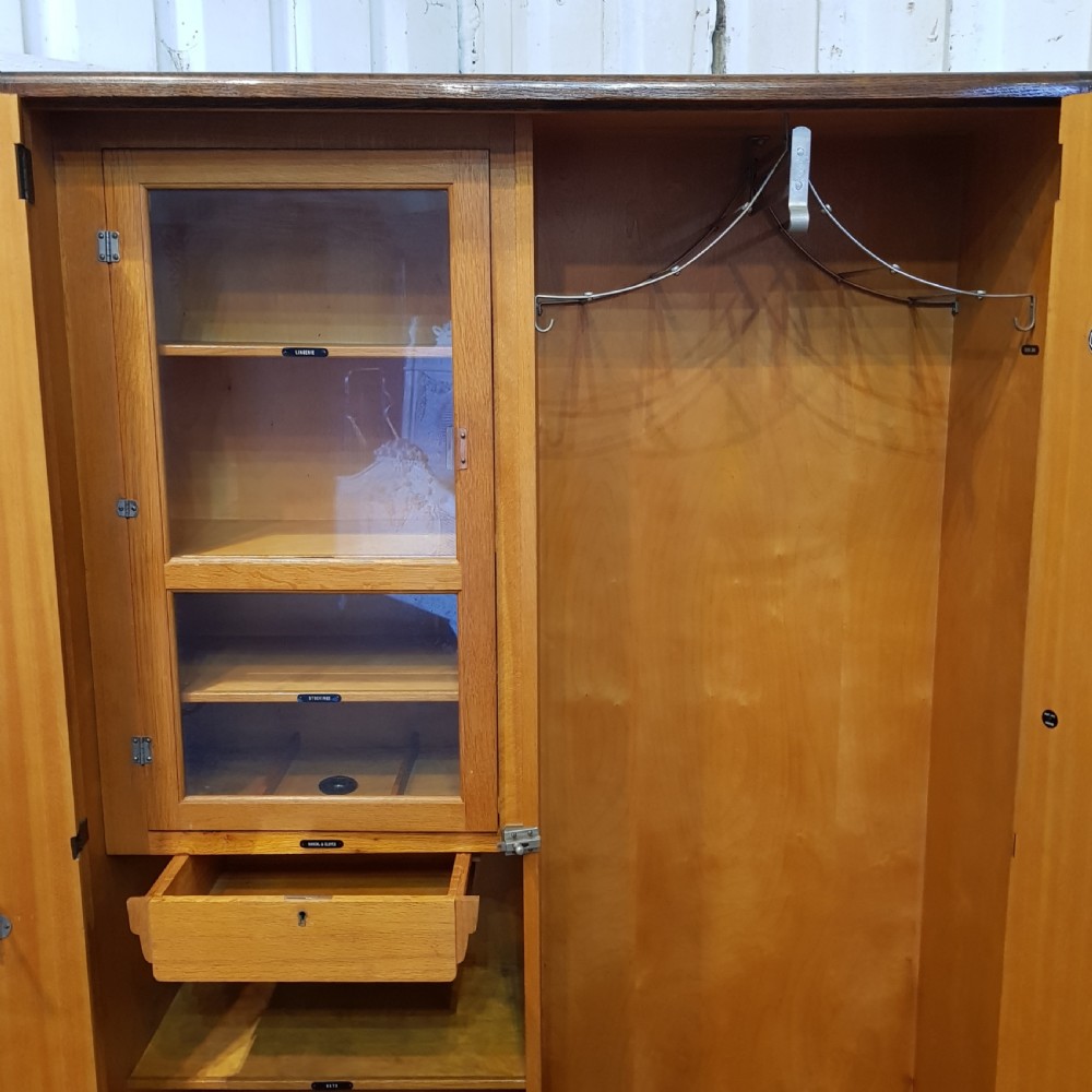 ANTIQUE OAK FITTED COMPACTUM WARDROBE C1920 View III