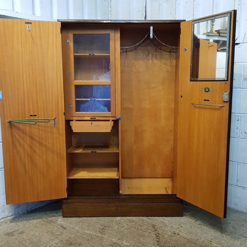 ANTIQUE OAK FITTED COMPACTUM WARDROBE C1920 View VI