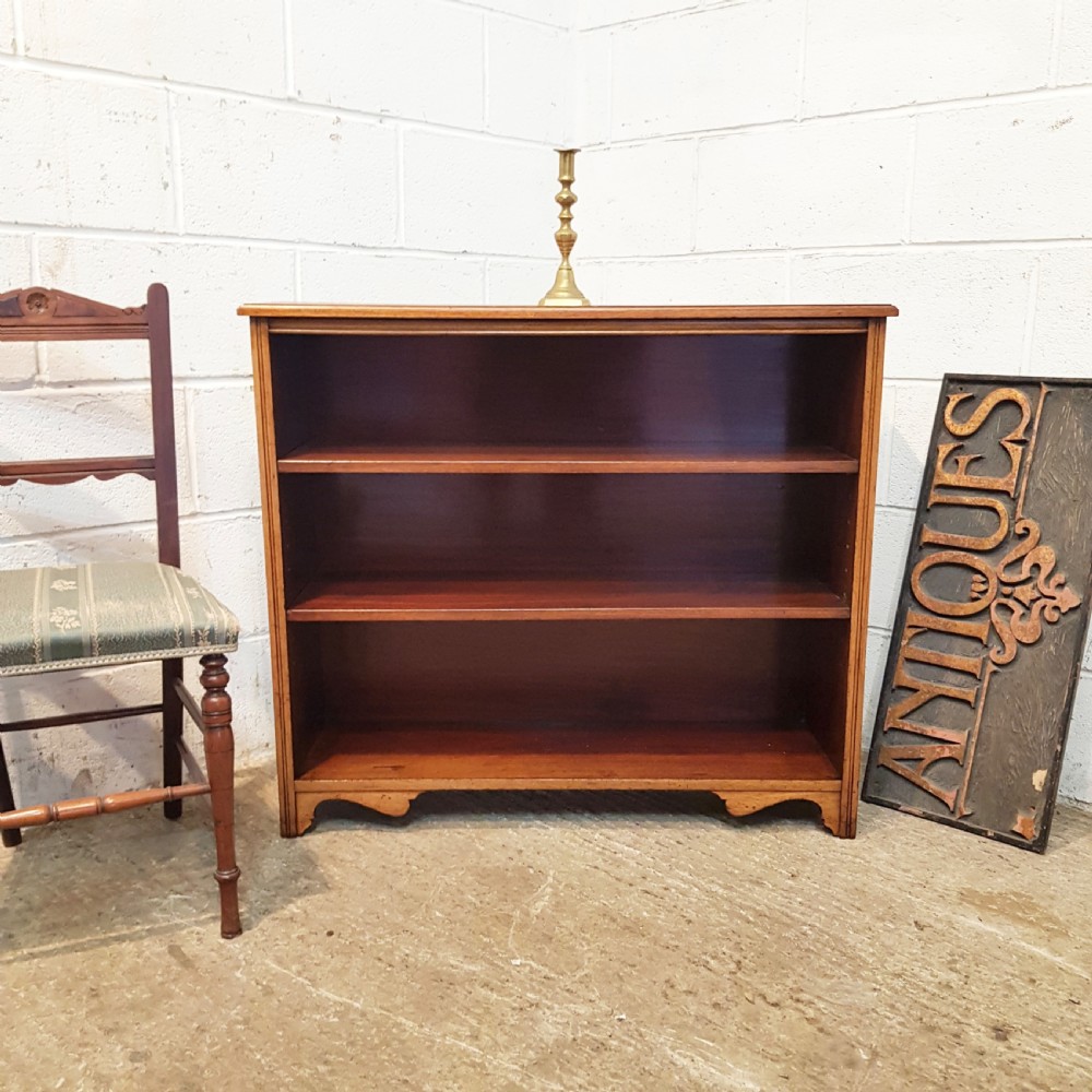 ANTIQUE SMALL VICTORIAN SATINWOOD OPEN BOOKCASE C1880