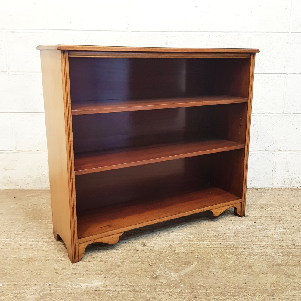 ANTIQUE SMALL VICTORIAN SATINWOOD OPEN BOOKCASE C1880 View II