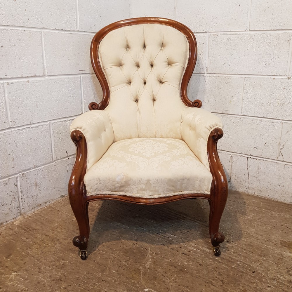 ANTIQUE VICTORIAN MAHOGANY SHOW FRAME SPOON BCK ARMCHAIR C1880 View II