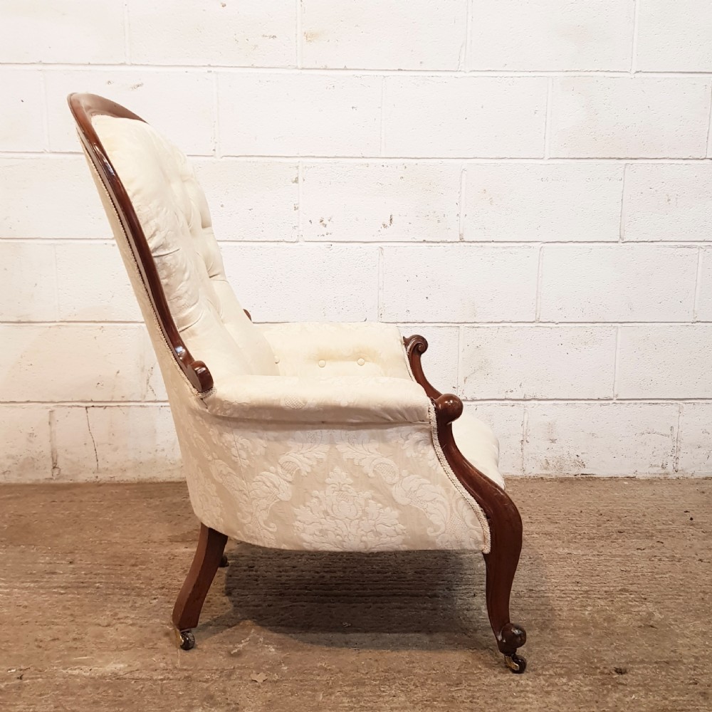 ANTIQUE VICTORIAN MAHOGANY SHOW FRAME SPOON BCK ARMCHAIR C1880 View V