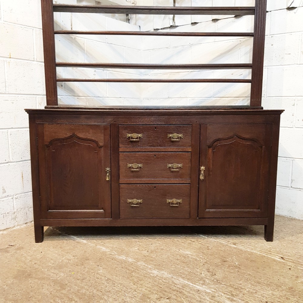 ANTIQUE VICTORIAN OAK DRESSER C1860 View II