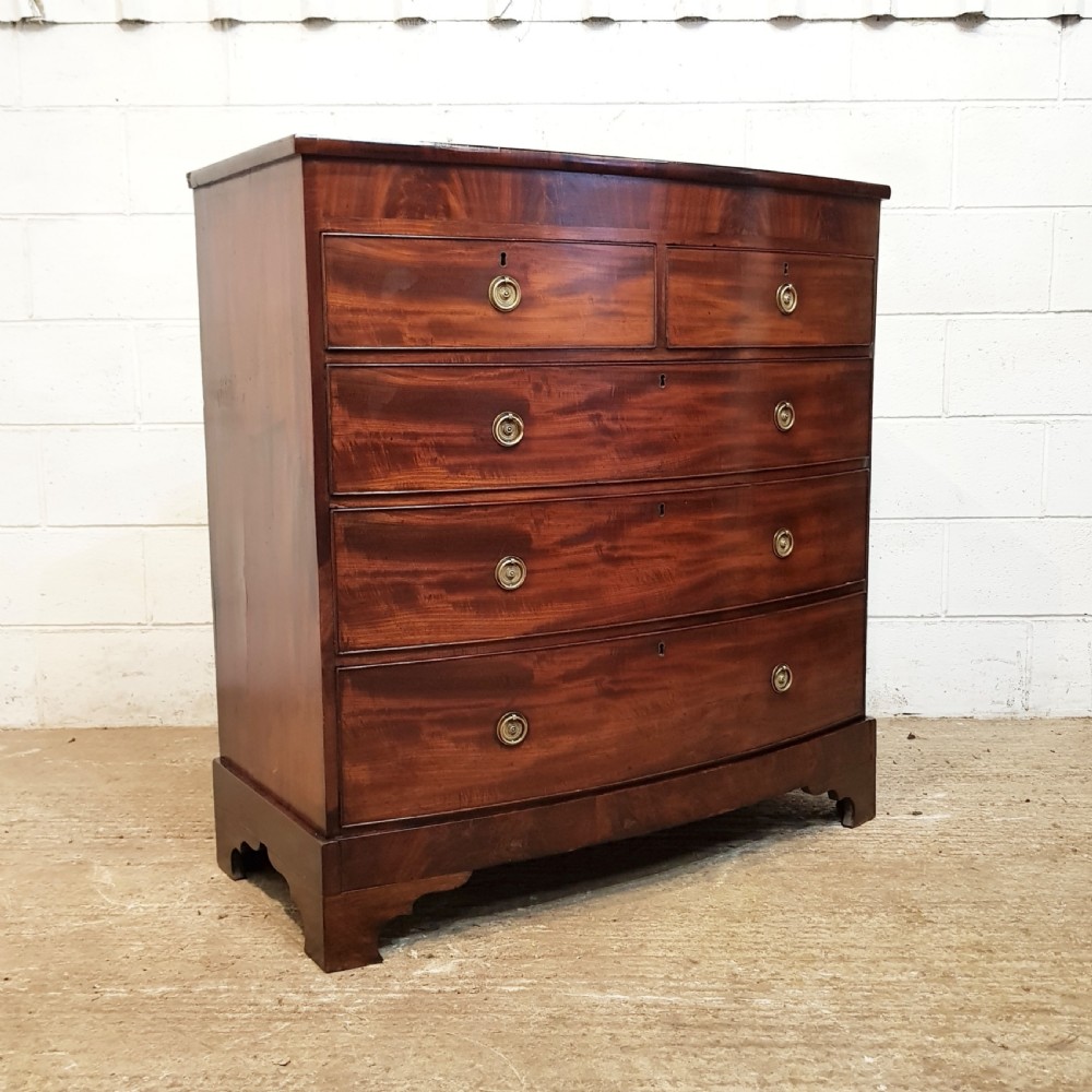 ANTIQUE REGENCY MAHOGANY BOW FRONT CHEST OF DRAWERS C1820 View II