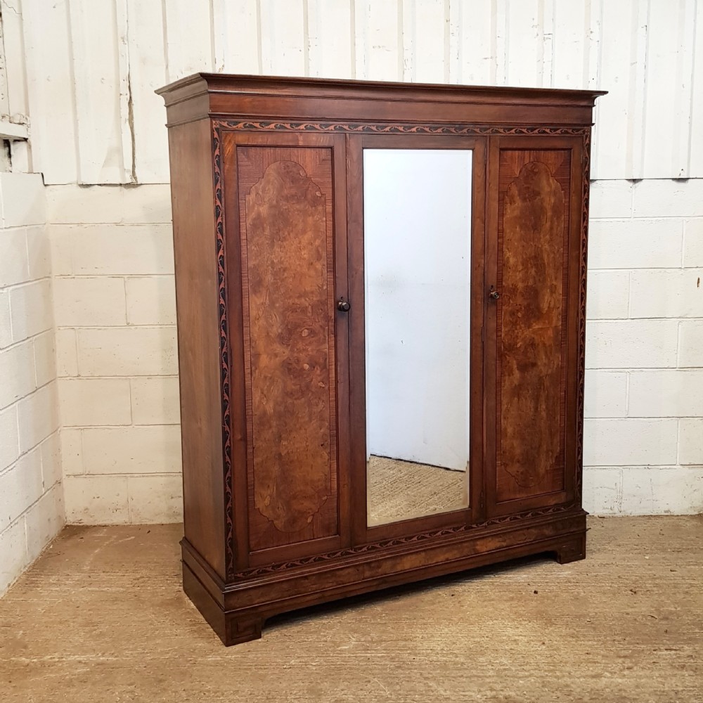 ANTIQUE BURR WALNUT LOW TRIPLE WARDROBE C920 View VI