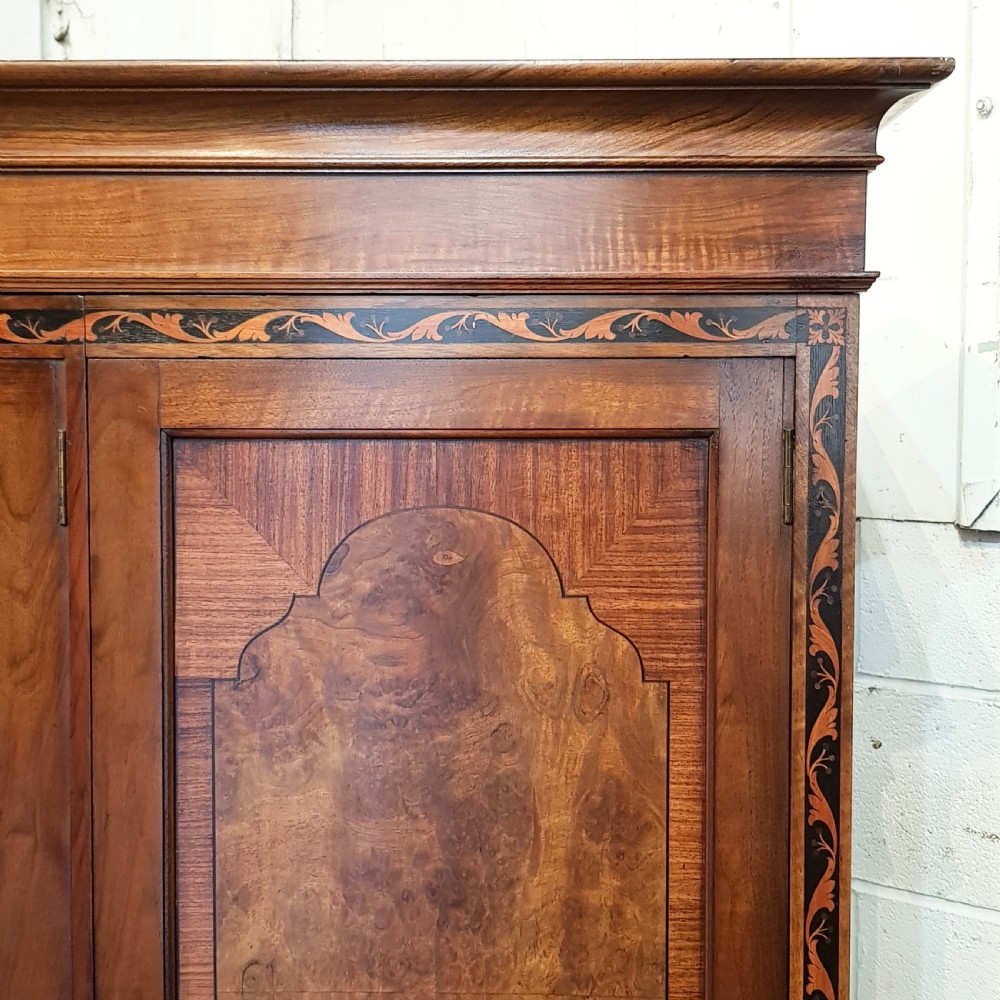 ANTIQUE BURR WALNUT LOW TRIPLE WARDROBE C920 View VII
