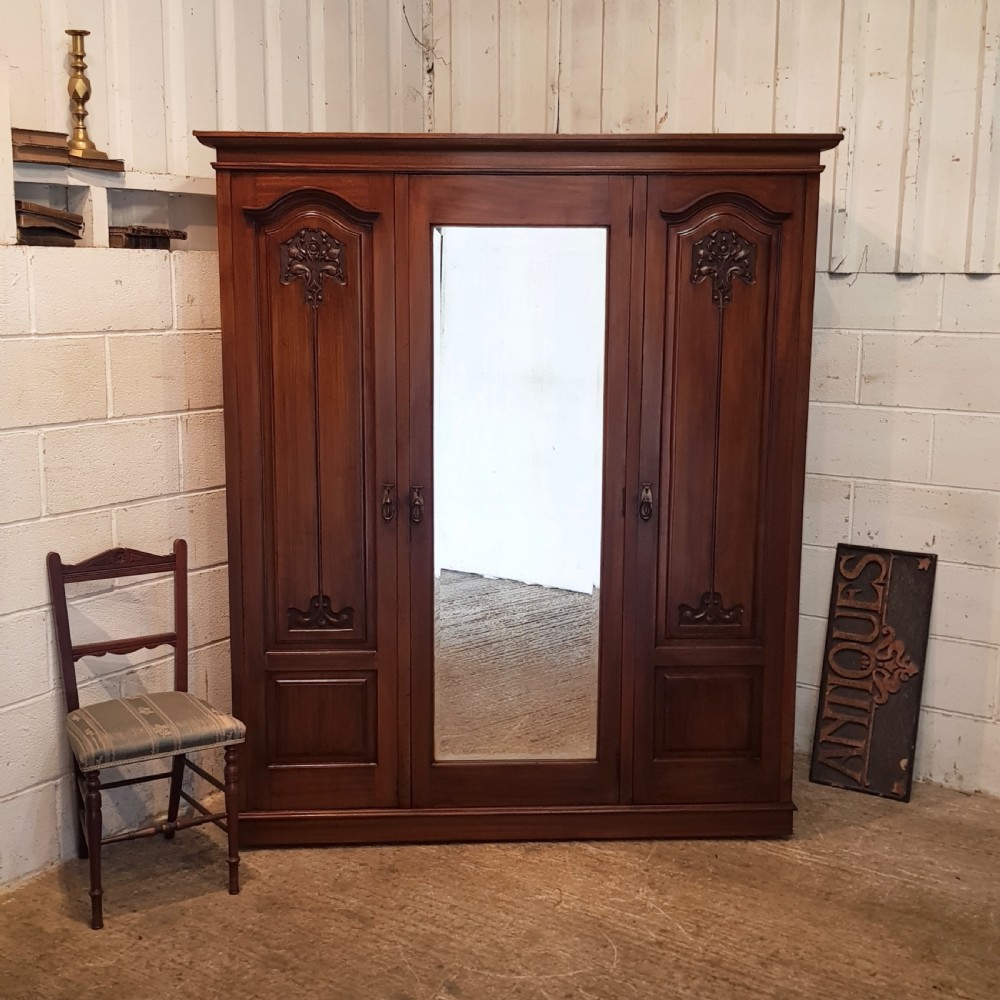 ANTIQUE ART NOUVEAU SPANISH MAHOGANY TRIPLE WARDROBE C1890