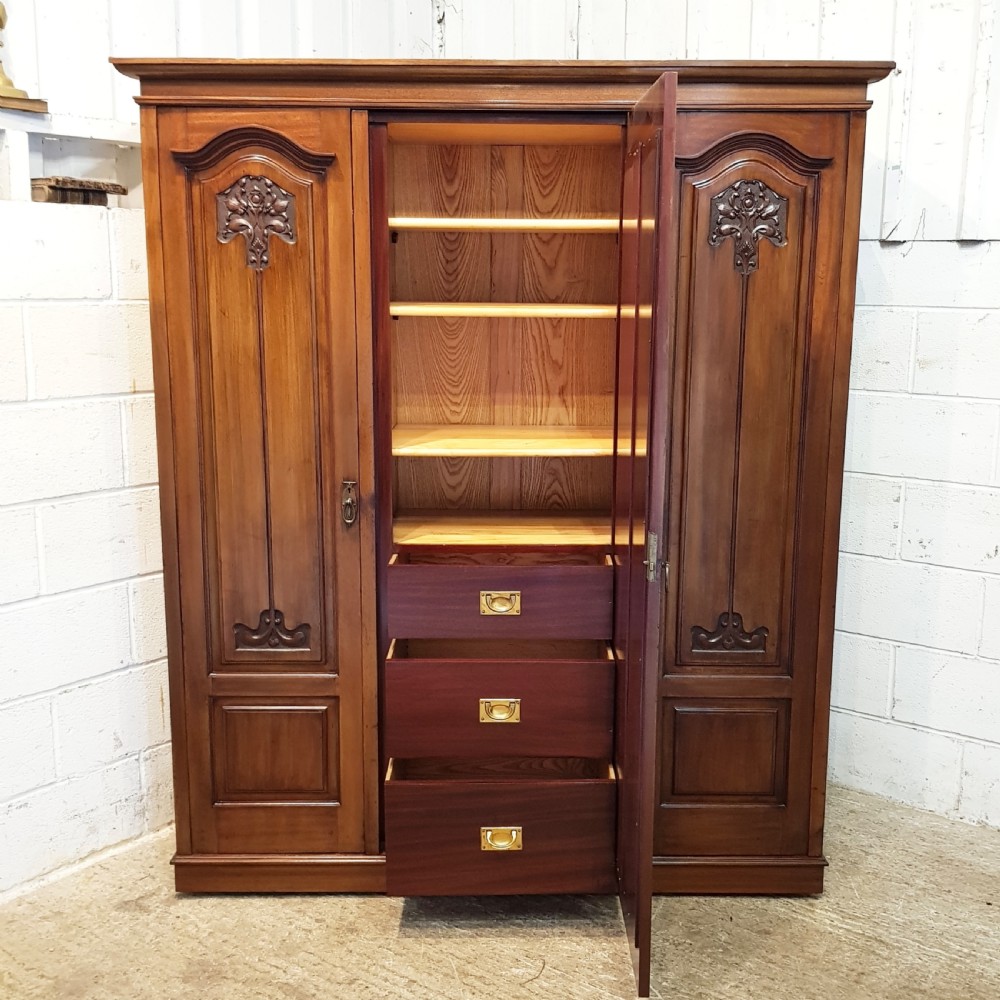 ANTIQUE ART NOUVEAU SPANISH MAHOGANY TRIPLE WARDROBE C1890 View VI