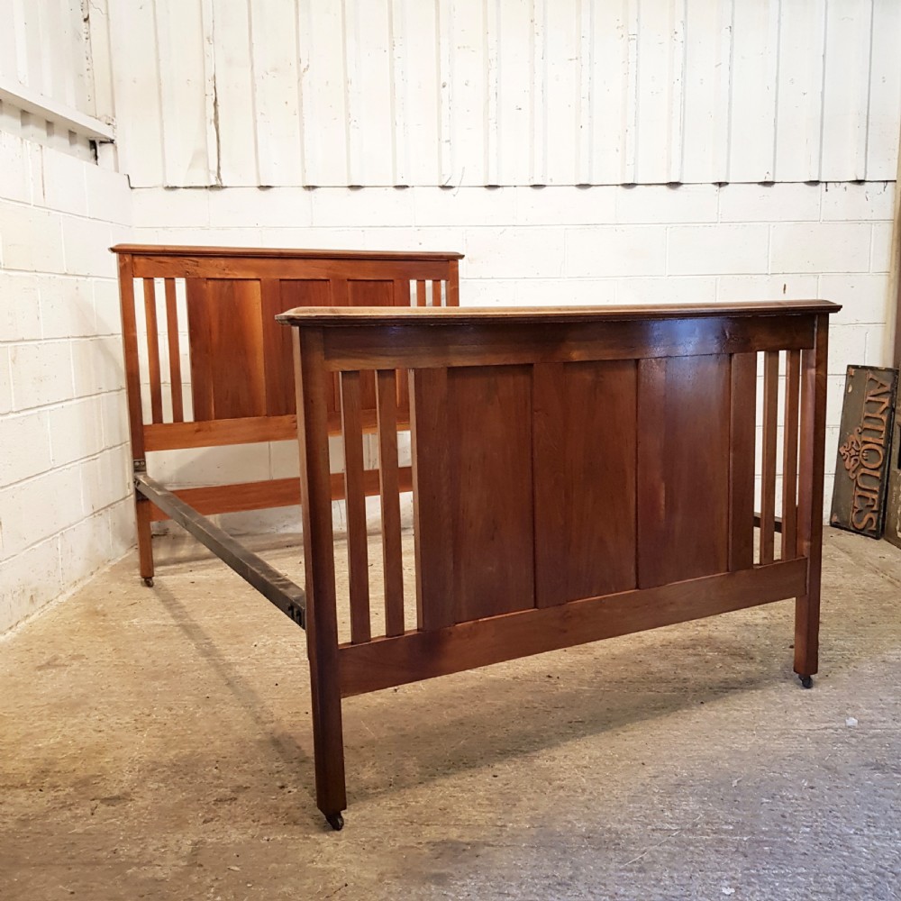 ANTIQUE EDWARDIAN RED WALNUT DOUBLE BED C1900