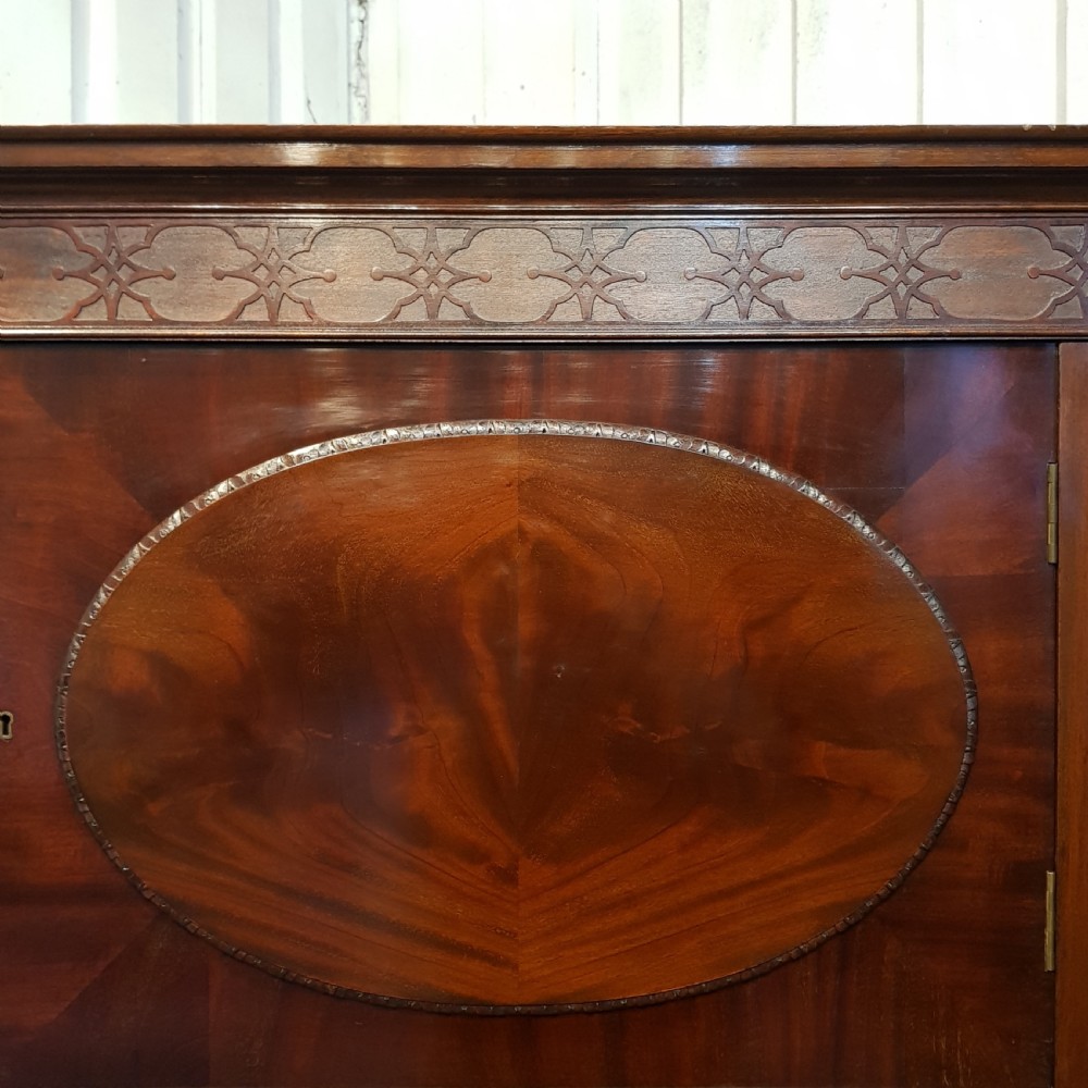 ANTIQUE EDWARDIAN CHIPPENDALE MAHOGANY Y TRIPLE WARDROBE C1900 View VII