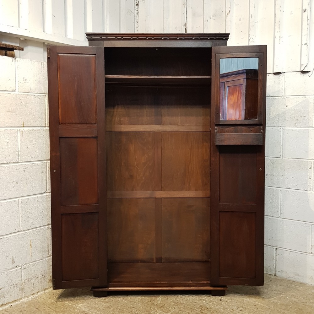ANTIQUE OAK LNEN FOLD HALL WARDROBE C1920 View VII