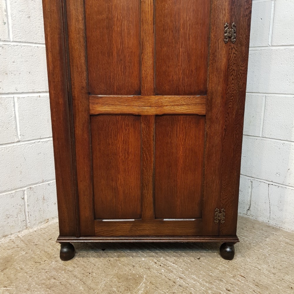 ANTIQUE OAK LINEN FOLD SINGLE WARDROBE  C1920 View IV