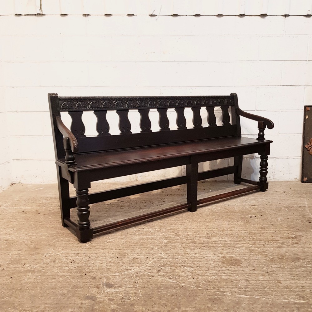 ANTIQUE VICTORIAN CARVED OAK HALL BENCH C1860