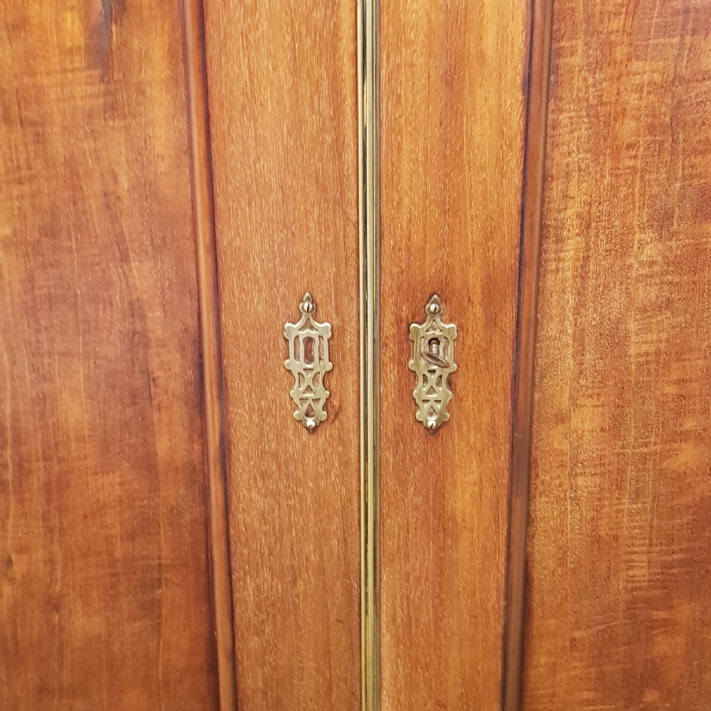ANTIQUE VICTORIAN MAHOGANY DOUBLE WARDROBE C1860 View IV