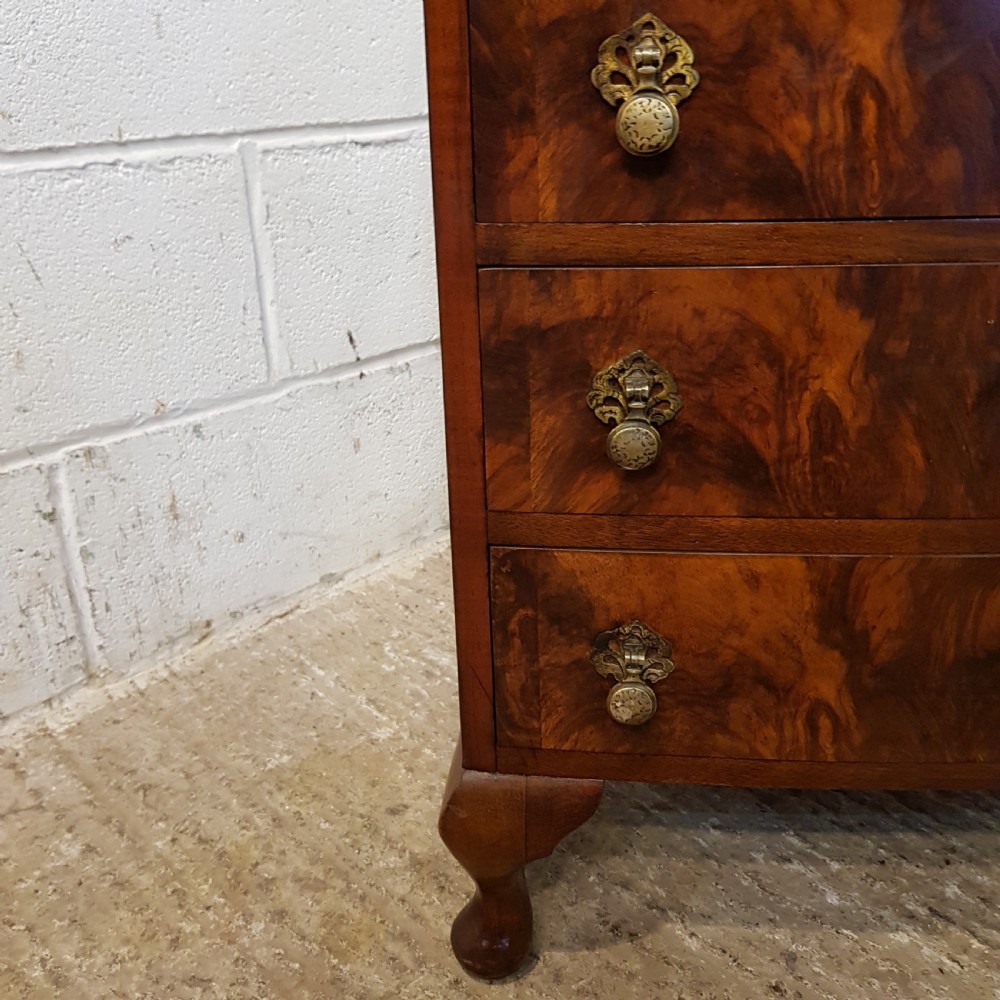 ANTIQUE SMALL FLAMED MAHOGANY CHEST OF DRAWERS C1920 View VI