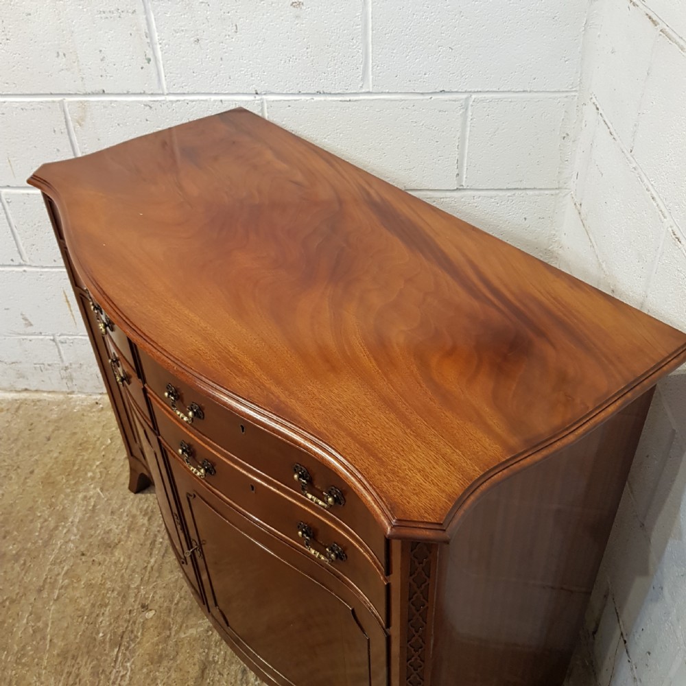 ANTIQUE EDWARDIAN SERPENTINE SHAPED MAHOGANY CABINET C1900 View II