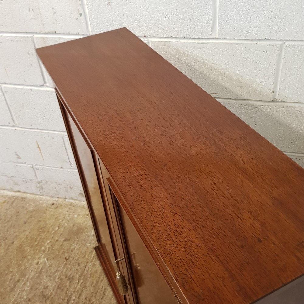 ANTIQUE LATE VICTORIAN MAHOGANY CUPBOARD C1890 View III
