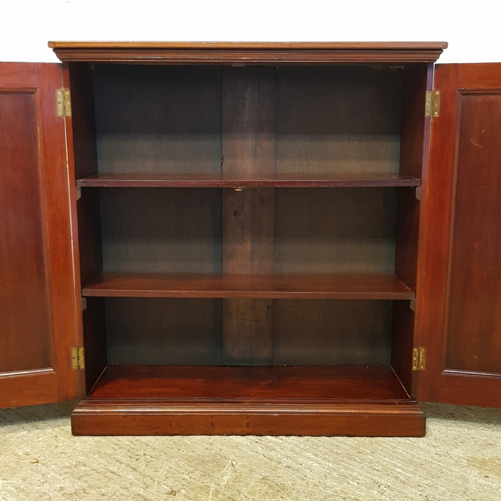 ANTIQUE LATE VICTORIAN MAHOGANY CUPBOARD C1890 View IV