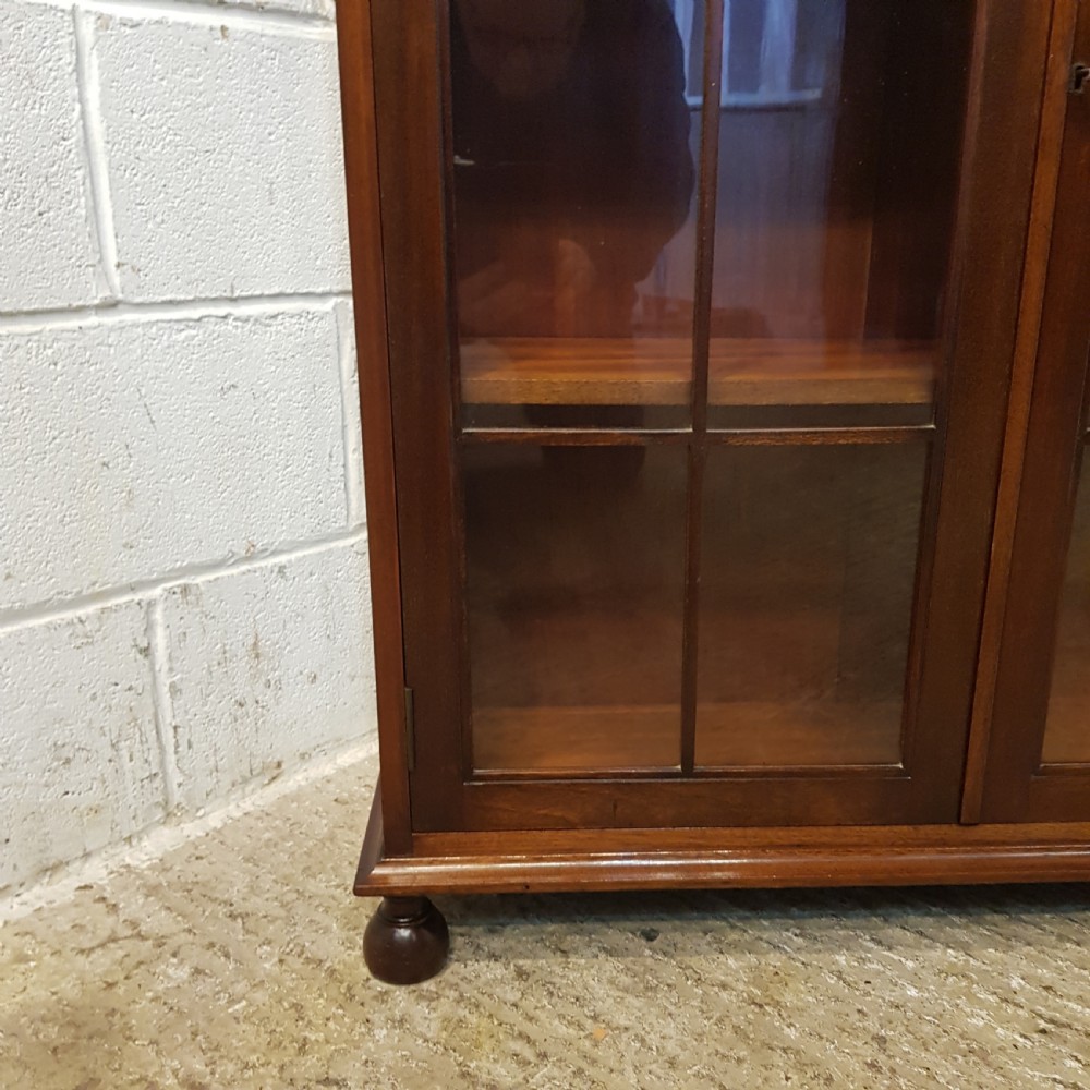 ANTIQUE EDWARDIAN  MAHOGANY GLAZED BOOKCASE C1900 View IV