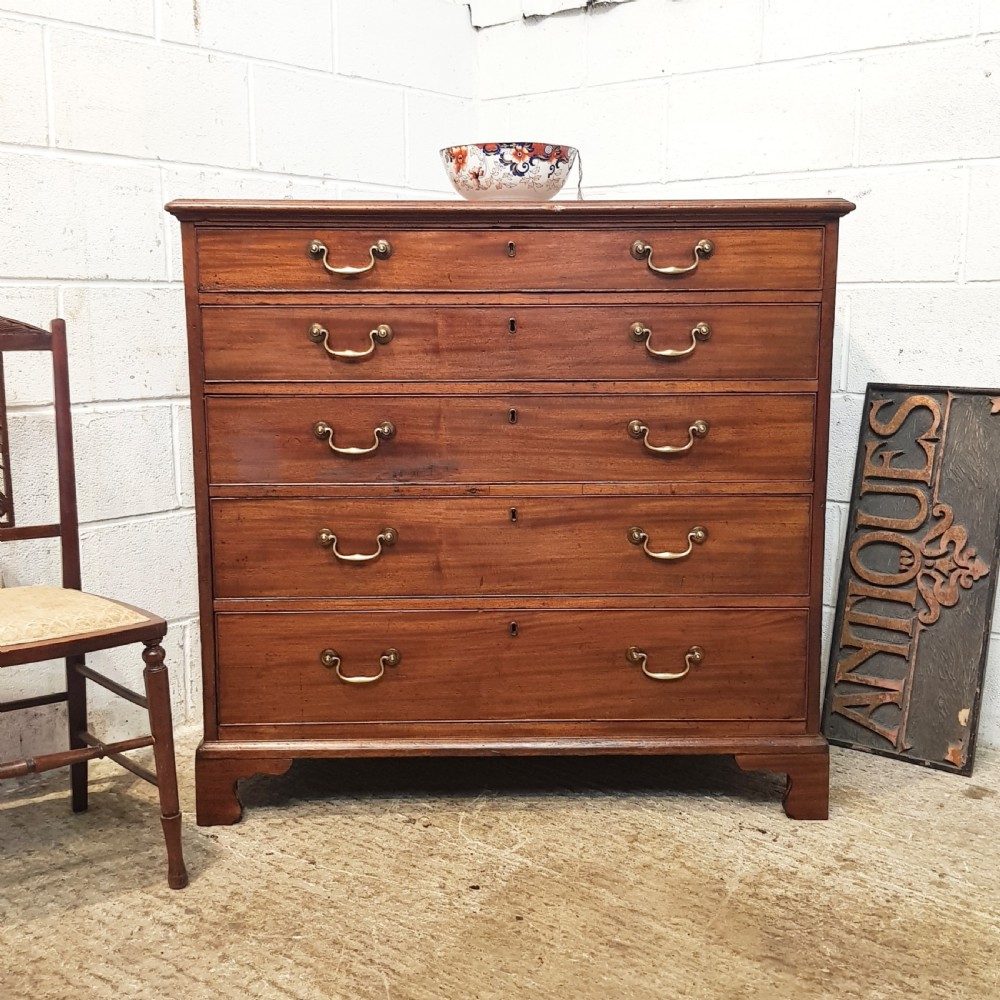 ANTIQUE 18TH CENTURY PERIOD MAHOGANY CHEST OF DRAWERS C1780