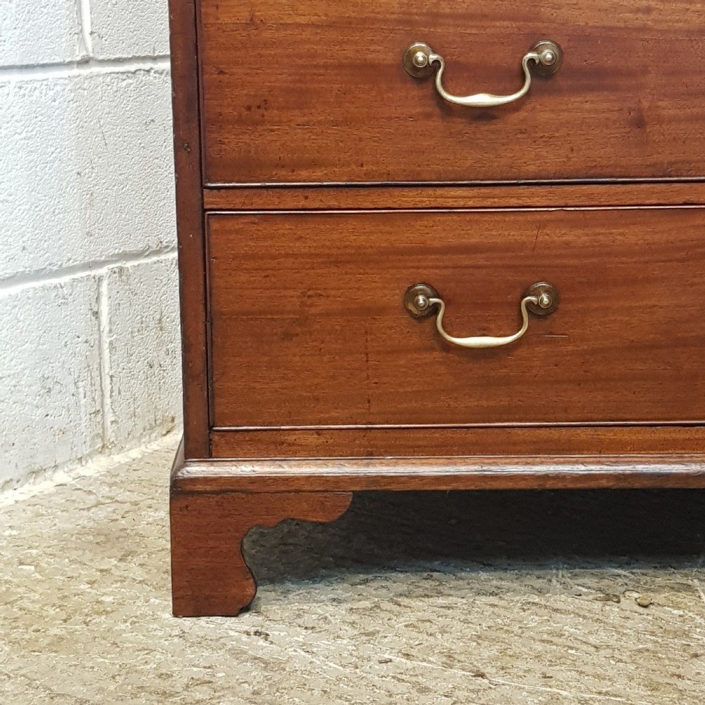 ANTIQUE 18TH CENTURY PERIOD MAHOGANY CHEST OF DRAWERS C1780 View IV