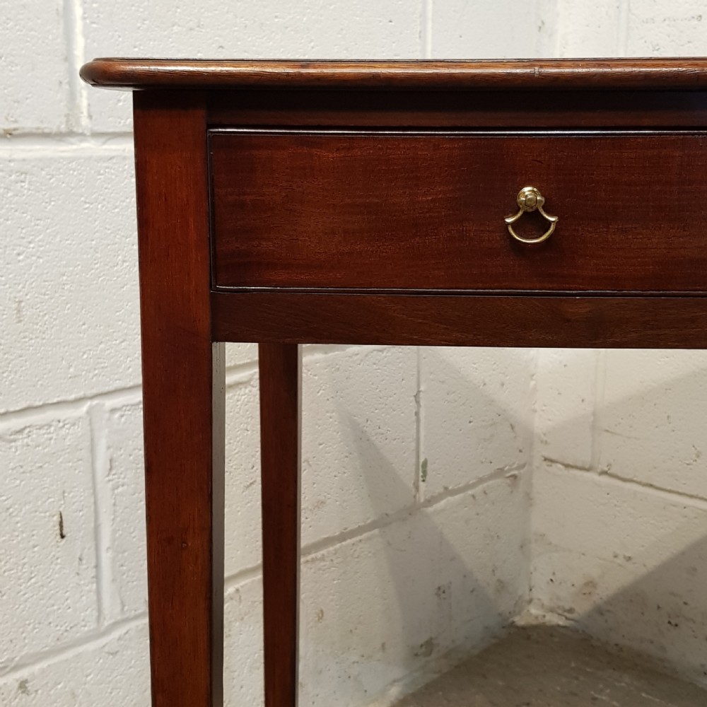 ANTIQUE REGENCY SMALL MAHOGANY SIDE TABLE C1820 View III