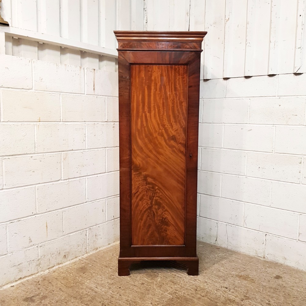 ANTIQUE VICTORIAN MAHOGANY SENTRY BOX SINGLE WARDROBE C1880 View III