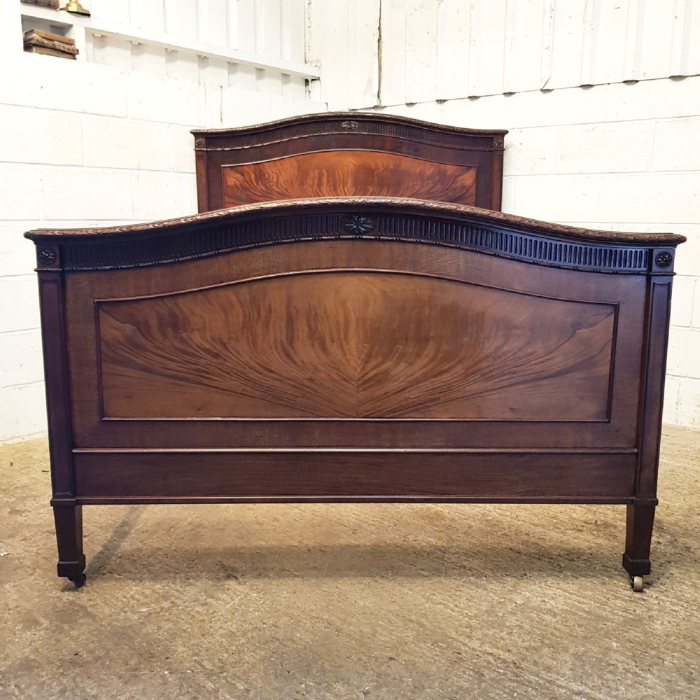 ANTIQUE EDWARDIAN CHIPPENDALE MAHOGANY KING SIZE BED BY HEAL & SON C1900 View II