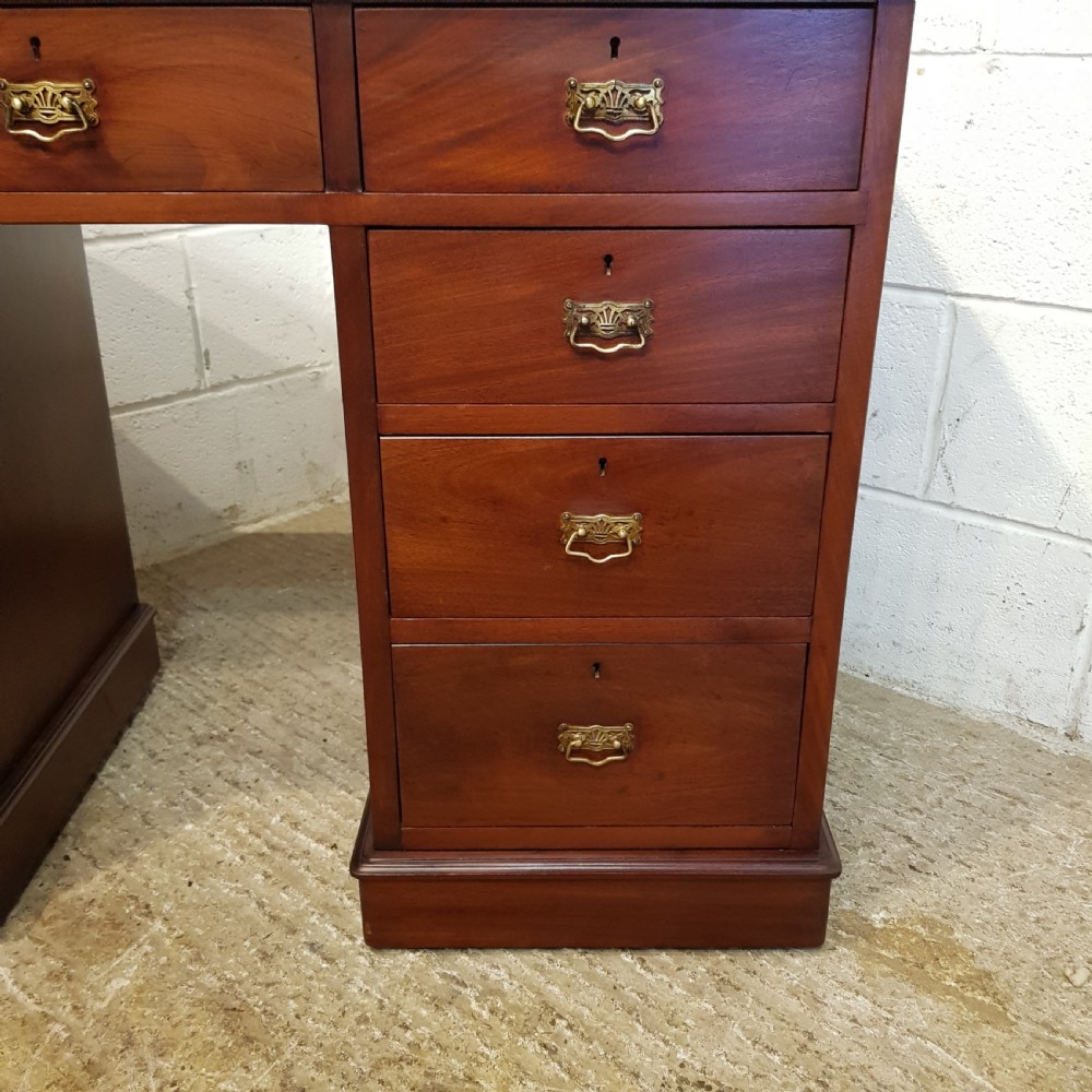 ANTIQUE LATE VICTORIAN MAHOGANY PEDESTAL DESK C1890 View IV