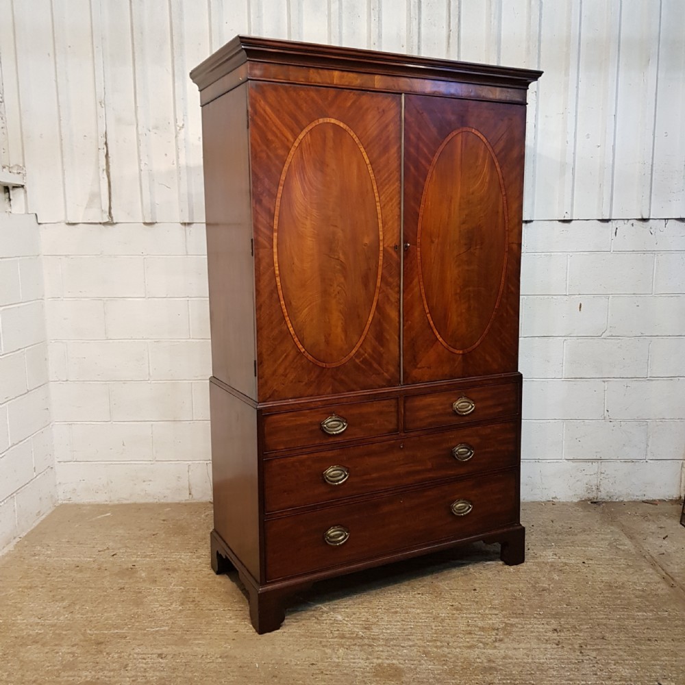 ANTIQUE 18TH CENTURY MAHOGANY PERIOD CLOTHES PRESS C1780 View VII