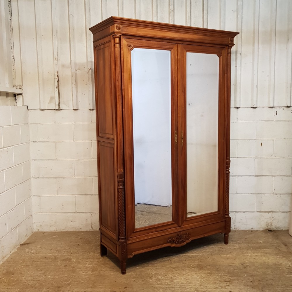 ANTIQUE 19TH CENTURY FRENCH WALNUT ARMOIRE C1880 View V