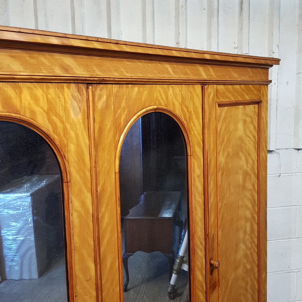ANTIQUE VICTORIAN SATINWOOD FOUR DOOR WARDROBE BY HEALS & SON c 1880 View V