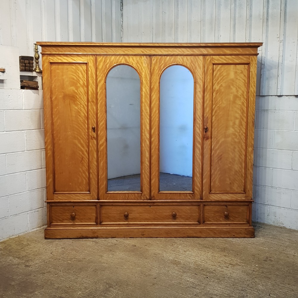 ANTIQUE VICTORIAN SATINWOOD FOUR DOOR WARDROBE BY HEALS & SON c 1880 View VI
