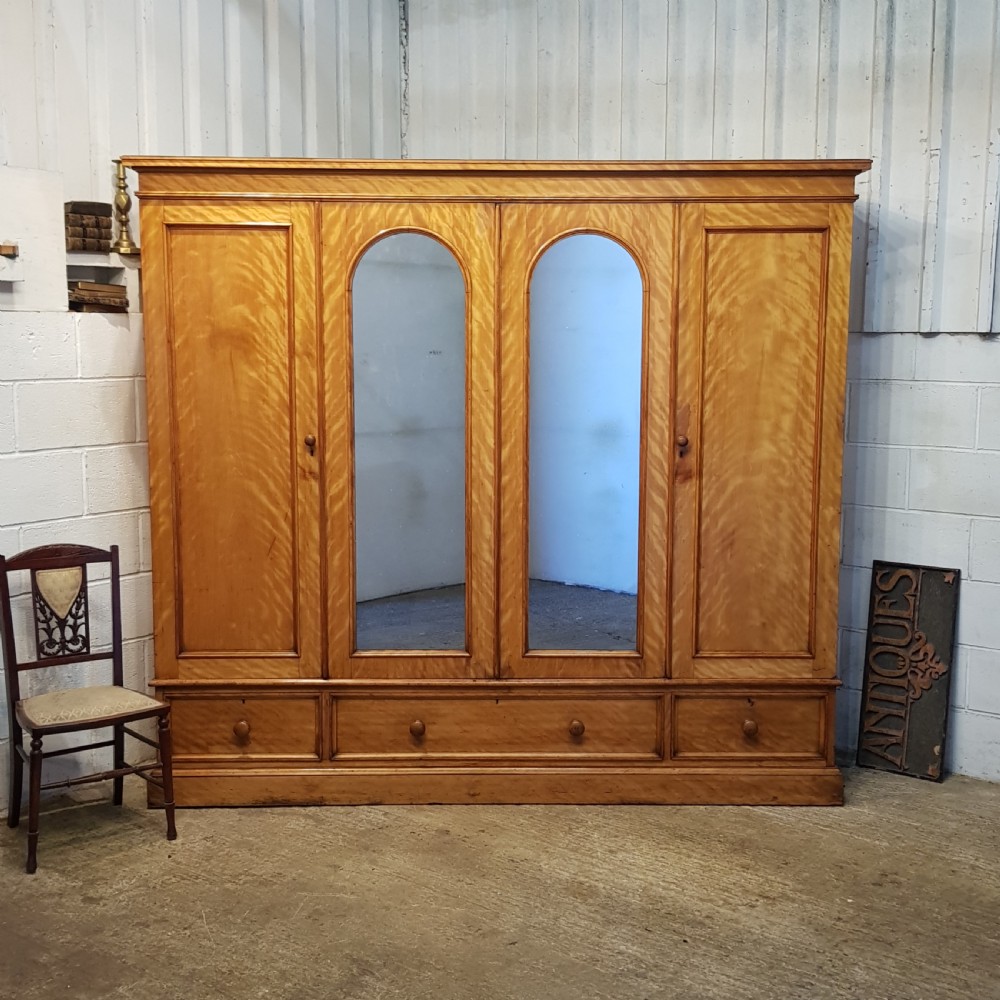 ANTIQUE VICTORIAN SATINWOOD FOUR DOOR WARDROBE BY HEALS & SON c 1880 View VIII