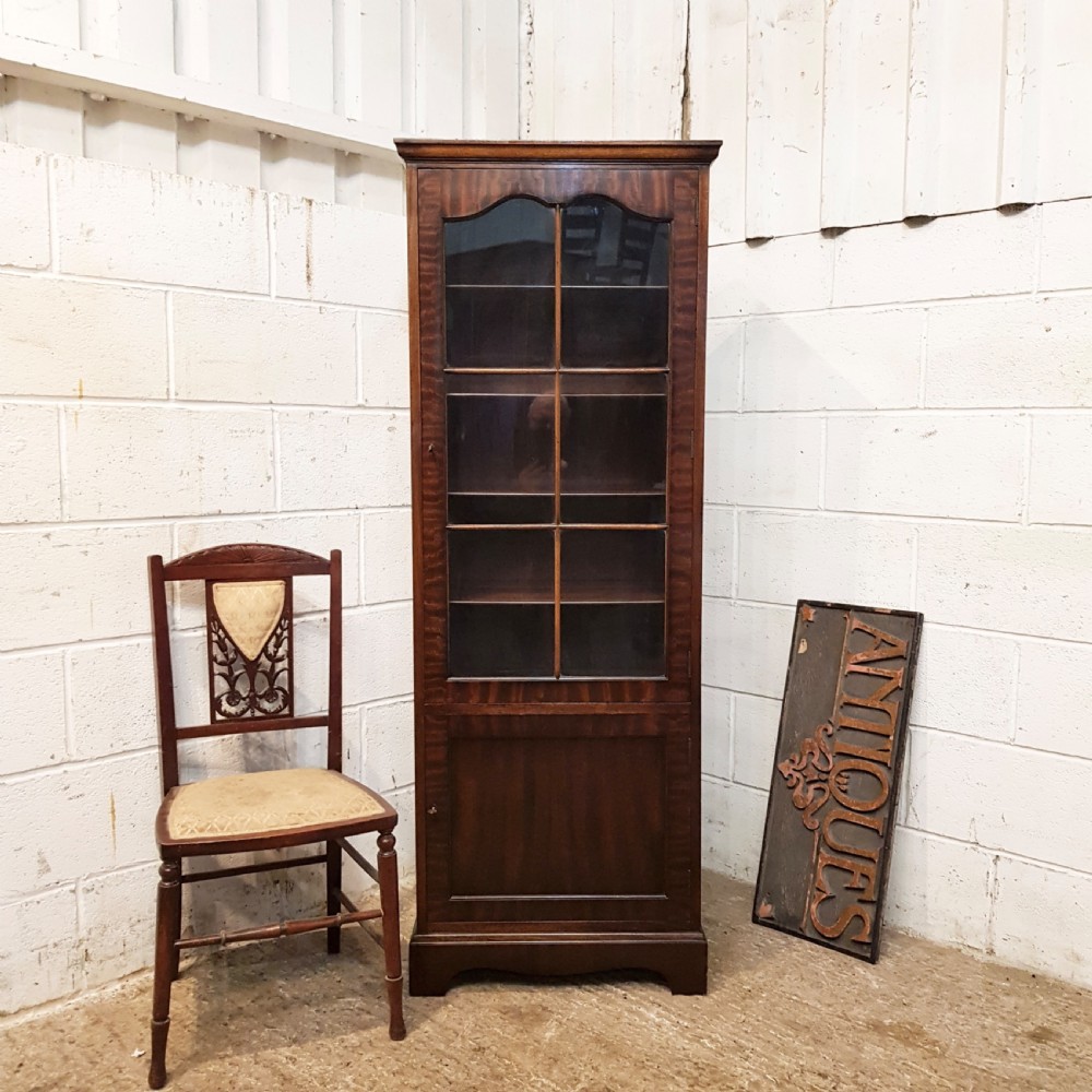 ANTIQUE MAHOGANY TALL NARROW GLAZD BOOKCASE BY DNBY & SPINKS C1920