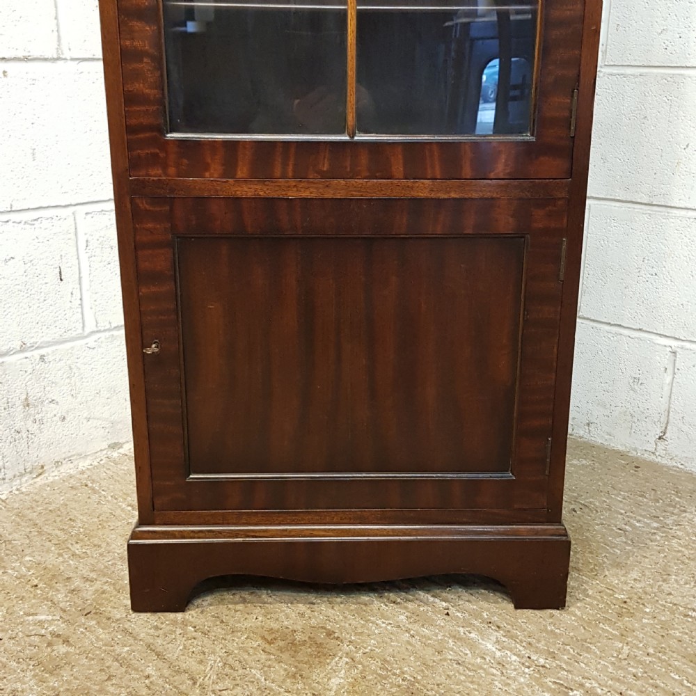 ANTIQUE MAHOGANY TALL NARROW GLAZD BOOKCASE BY DNBY & SPINKS C1920 View VI