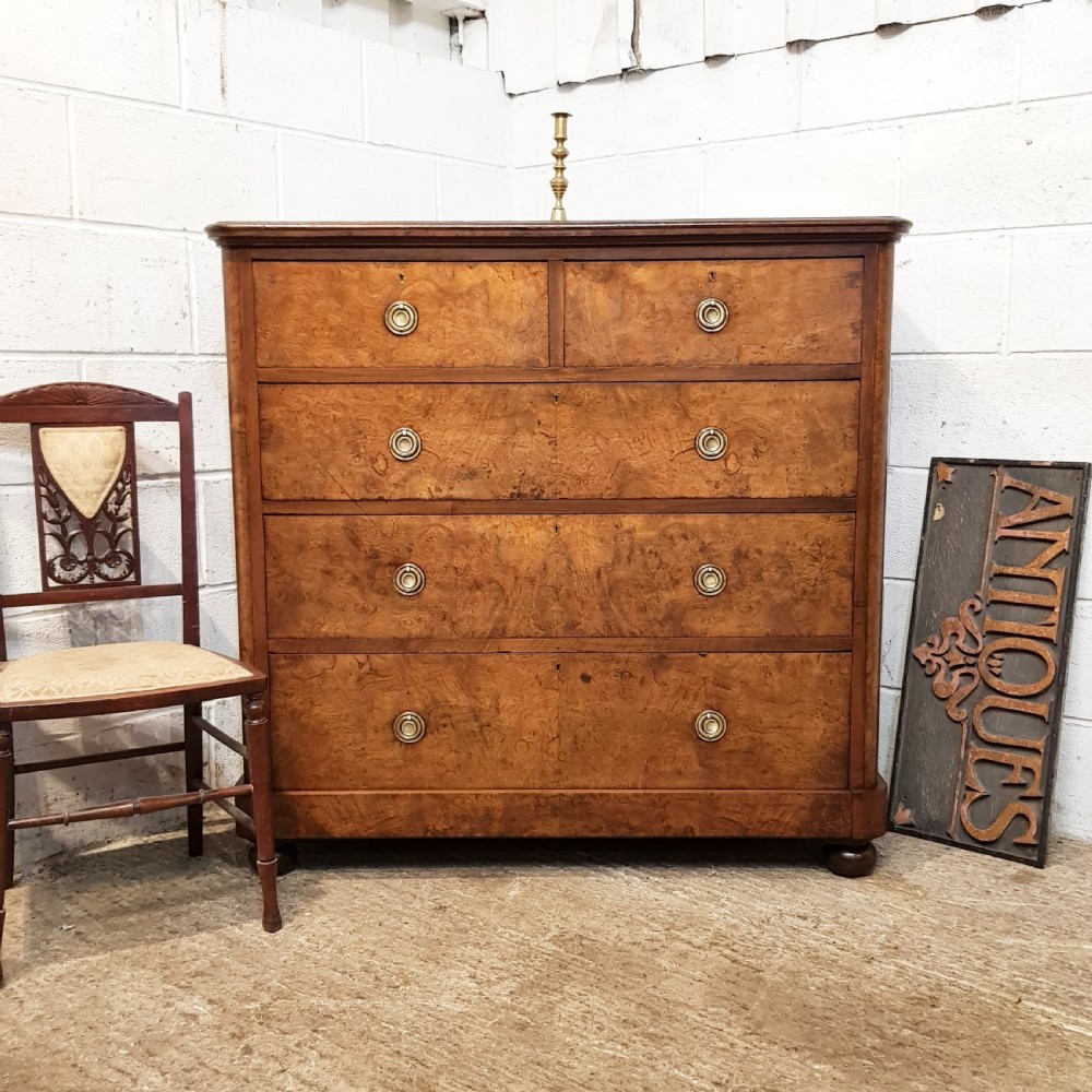 ANTIQUE VICTORIAN ALNUT AND BURR WALNUT CHEST OF DRAWERS C1880