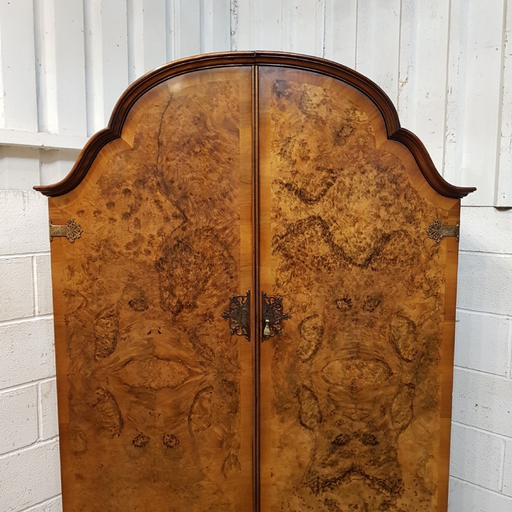 ANTIQUE BURR WALNUT QUEEN ANNE DOUBKE WARDROBE C1920 View VII