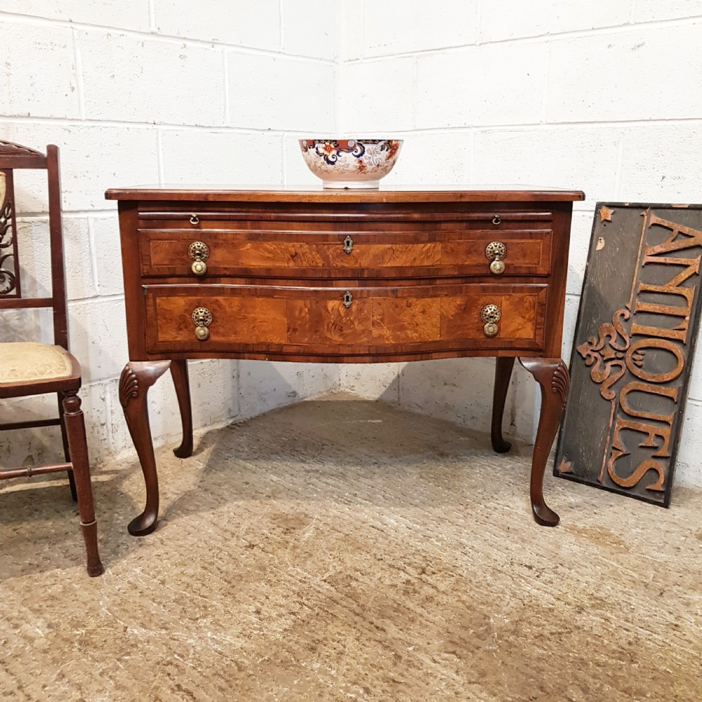 ANTIQUE EDWARDIAN BURR WALNUT SERPENTINE CHEST OF DRAWERS WITH BRUSH SLIDE C1900