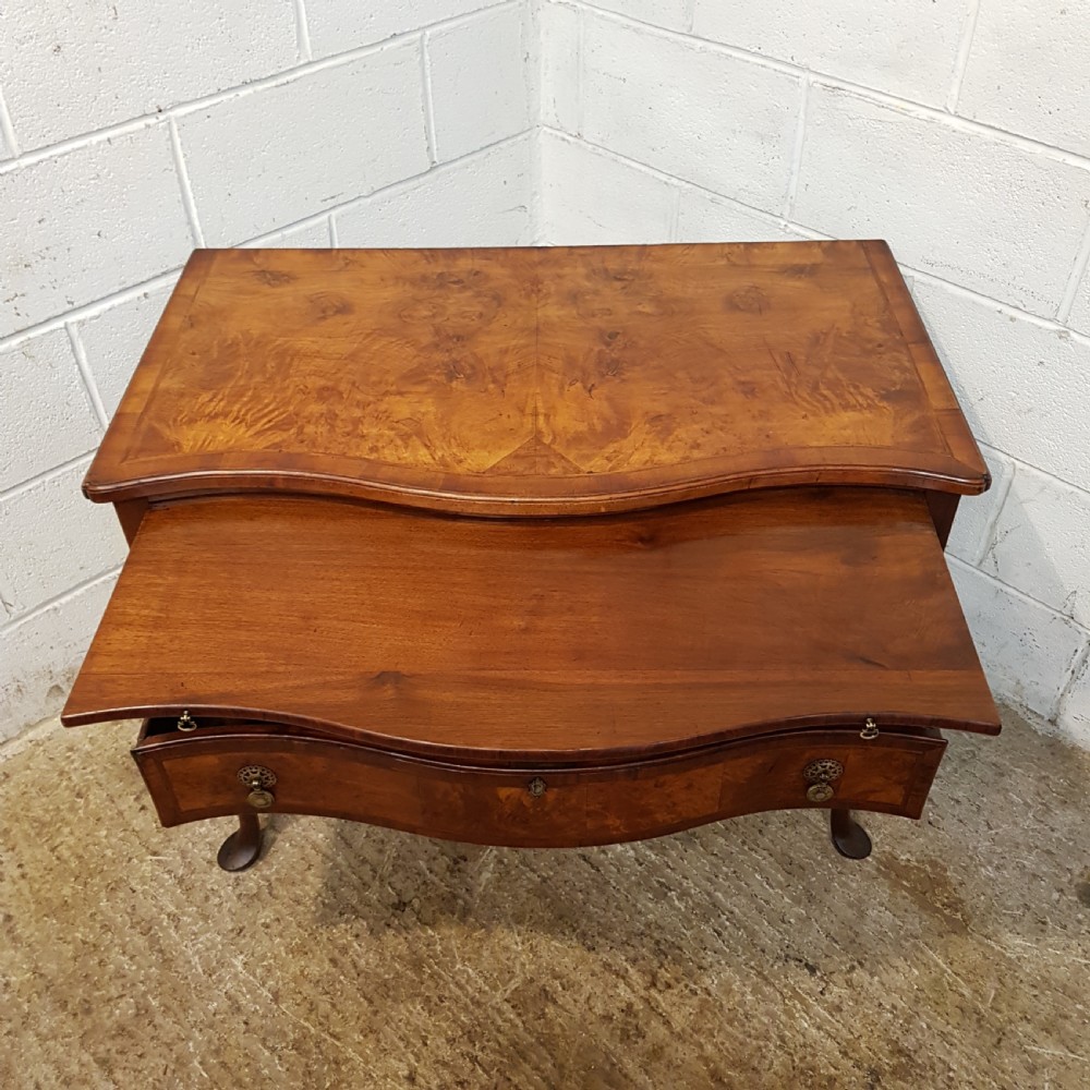 ANTIQUE EDWARDIAN BURR WALNUT SERPENTINE CHEST OF DRAWERS WITH BRUSH SLIDE C1900 View V