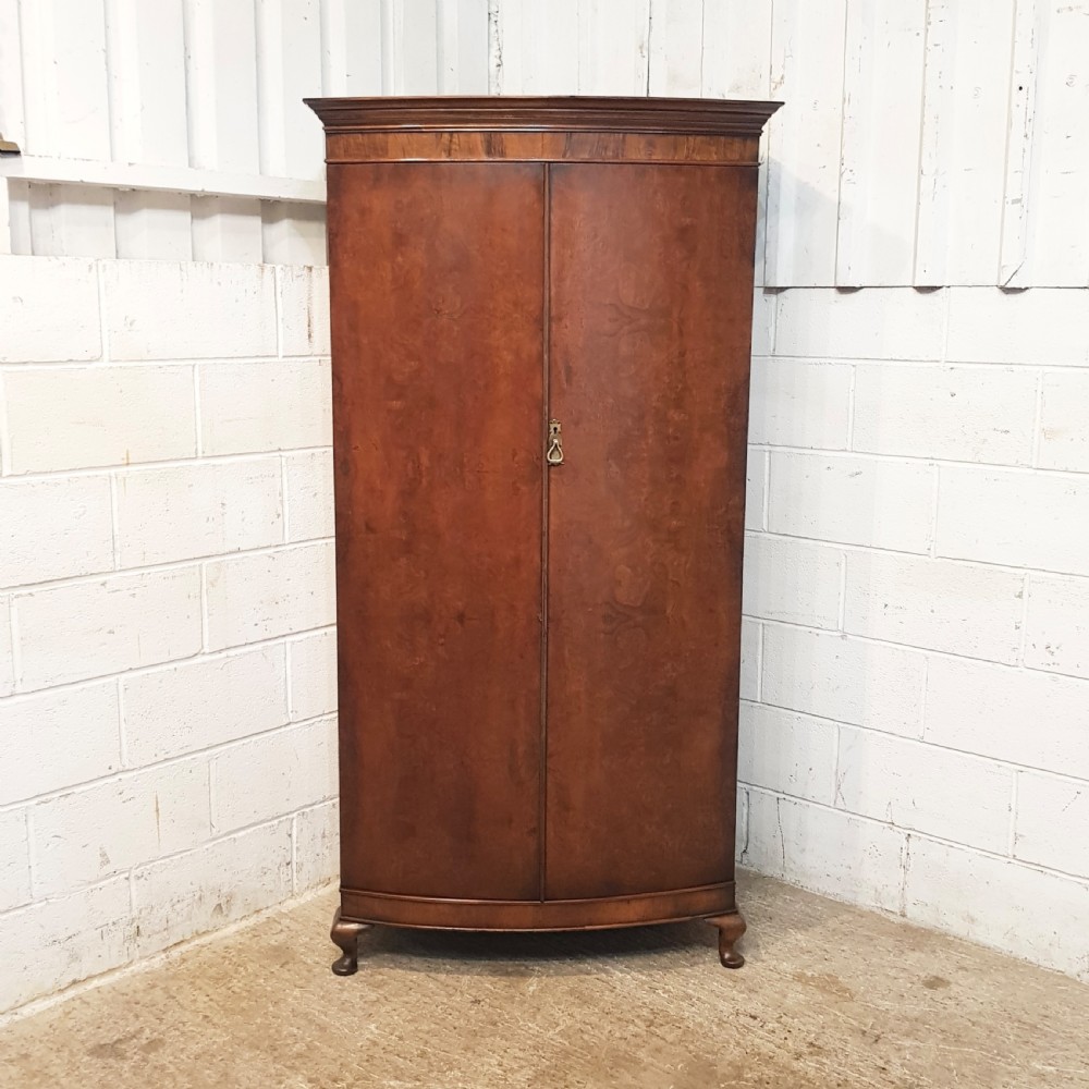 ANTIQUE EDWARDIAN BOW FRONT WALNUT DOUBLE WARDROBE C1900 View II