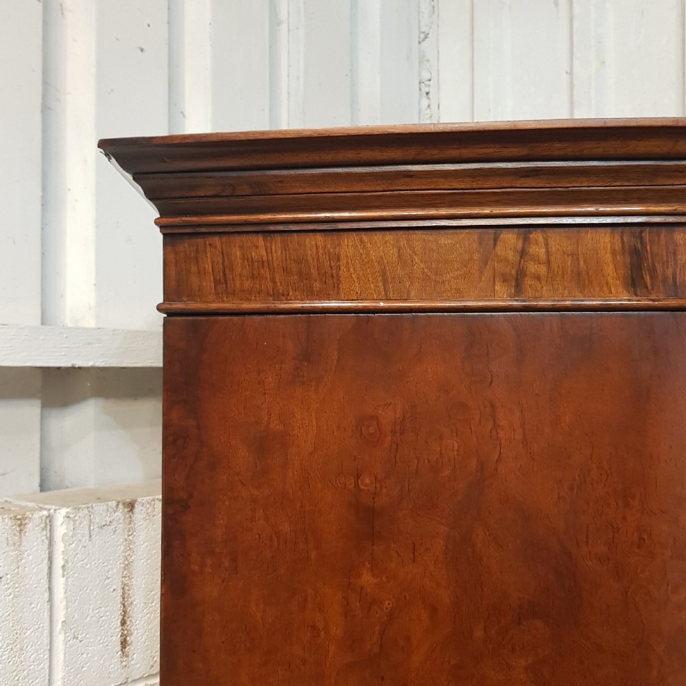 ANTIQUE EDWARDIAN BOW FRONT WALNUT DOUBLE WARDROBE C1900 View VII