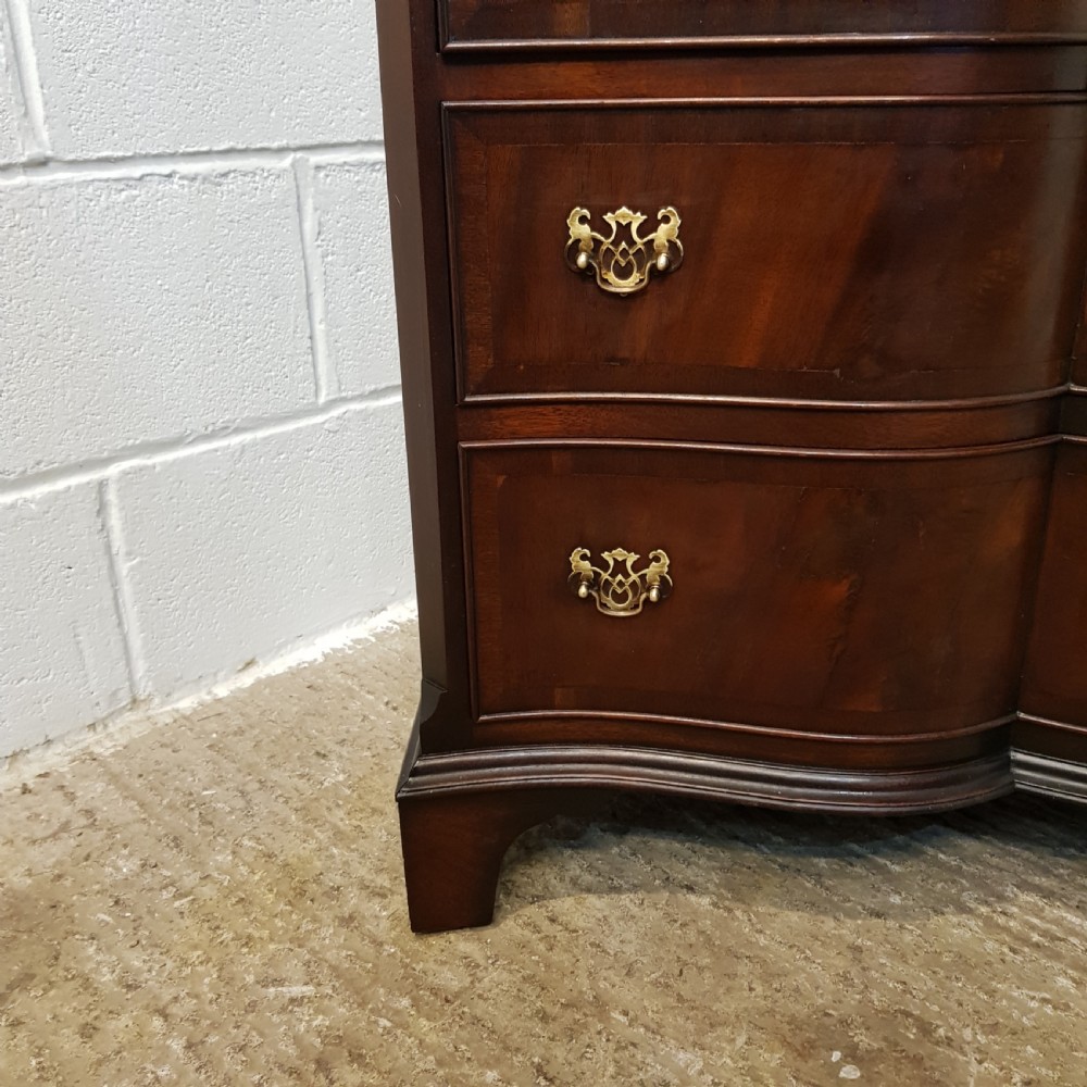 ANTIQUE SERPENTINE SHAPED MAHOGANY CHEST OF DRAWERS C1920 View IV