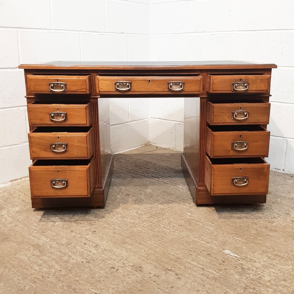 ANTIQUE LATE VICTORIAN WALNUT TWIN PEDESTAL LEATHER TOP DESK C1890 View IV