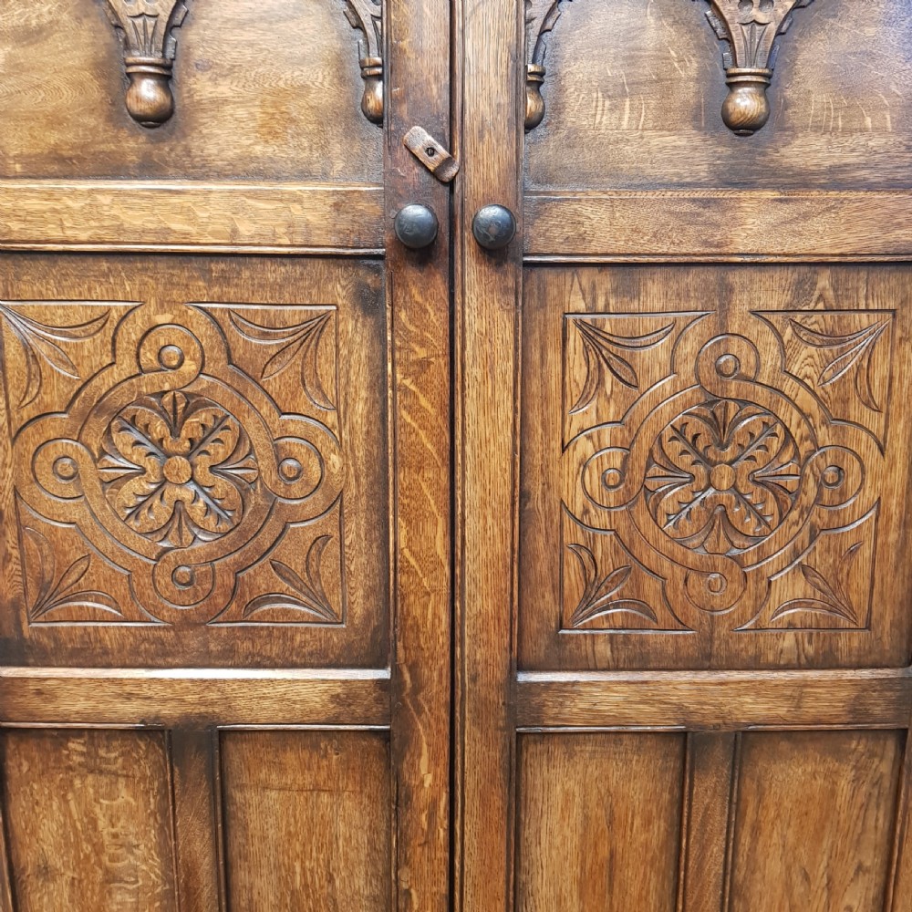ANTIQUE CARVED SOLID JOINED OAK DOUBLE WARDROBE C1920 View III