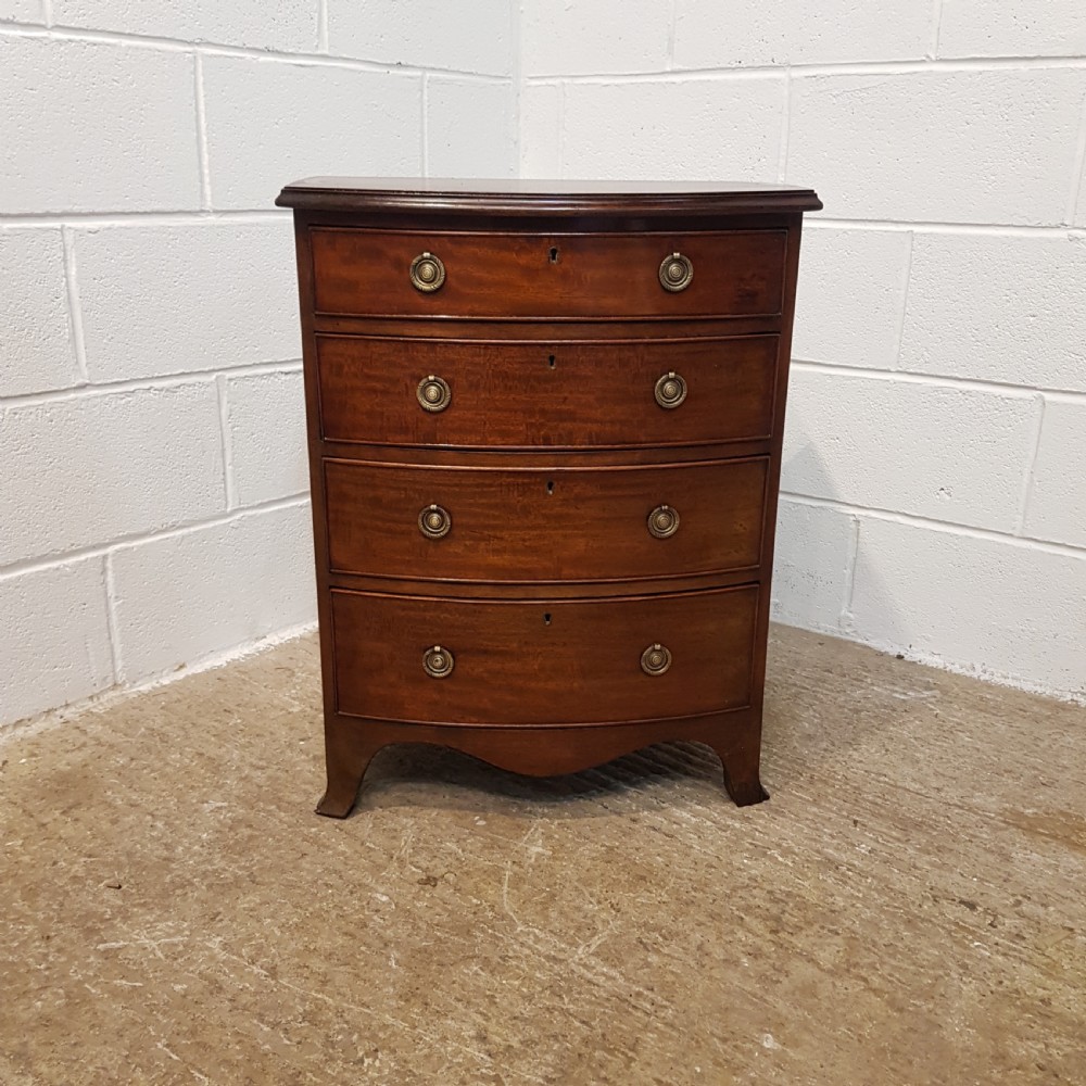 ANTIQUE EDWARDIAN MAHOGANY BOW-FRONT DWARF CHEST OF DRAWERS C1900 View IV