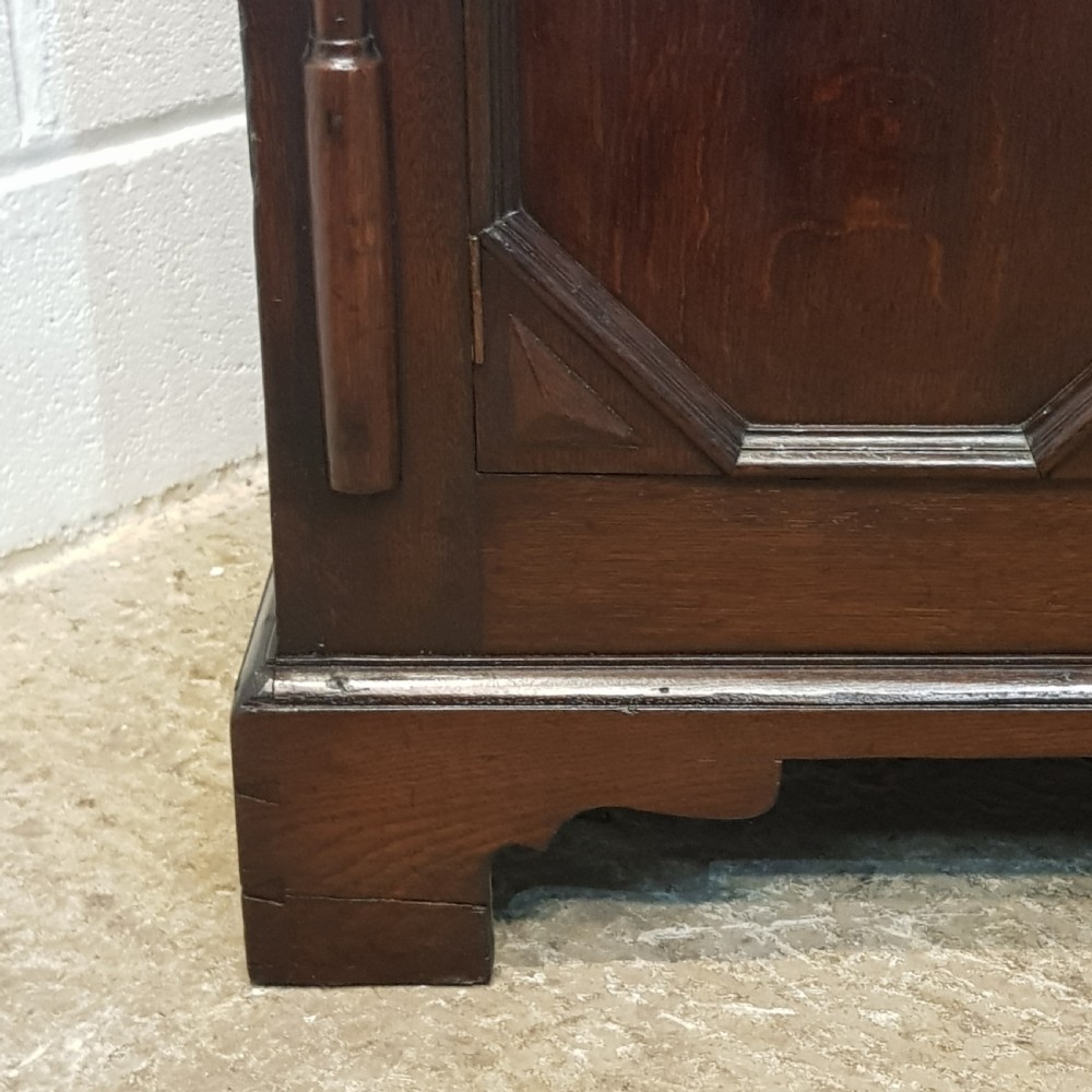 ANTIQUE LATE18TH CENTURY JOINED OAK DRESSER BASE C1790 View IV